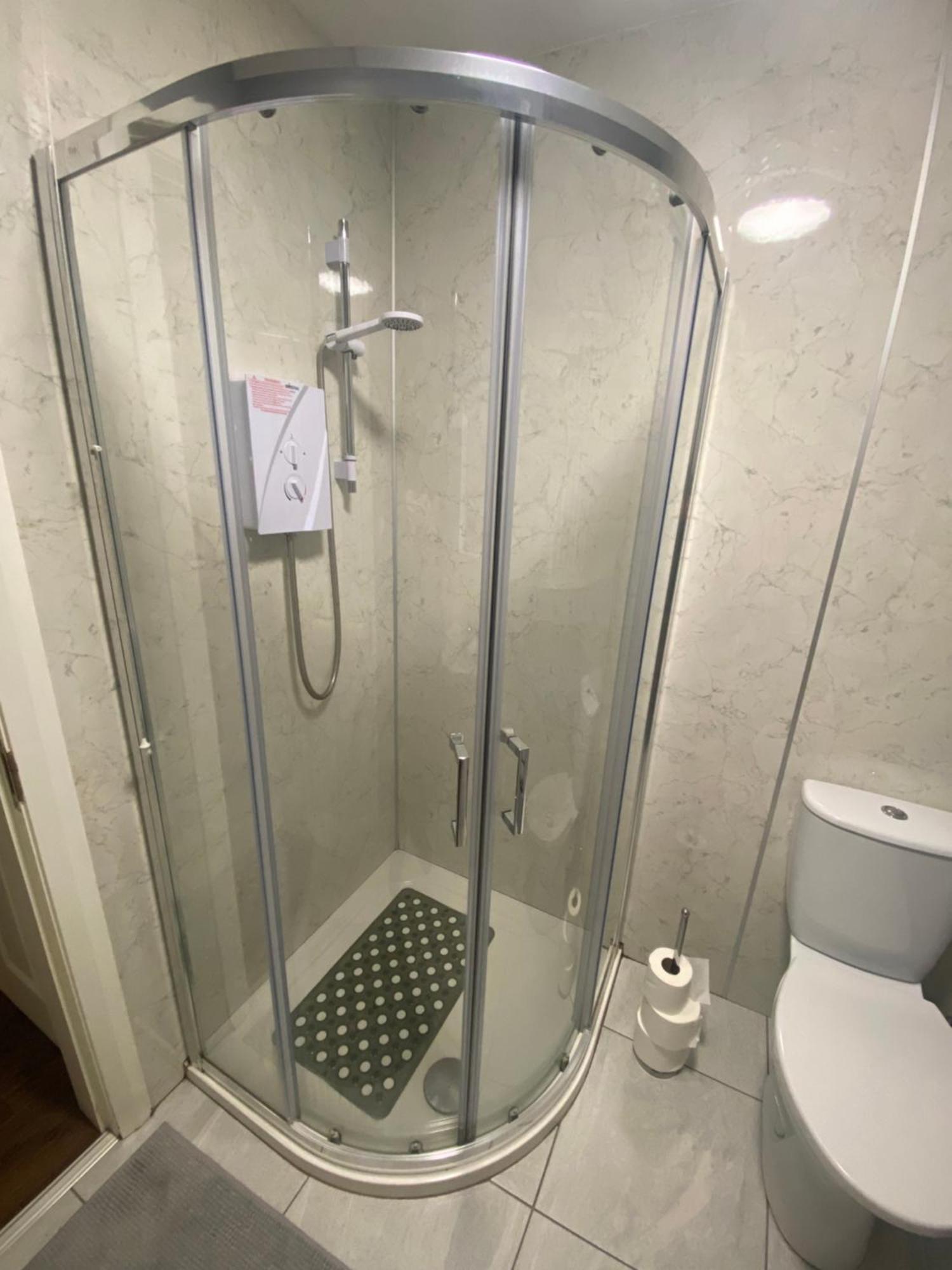 Park Avenue Apartment Newcastle  Bagian luar foto